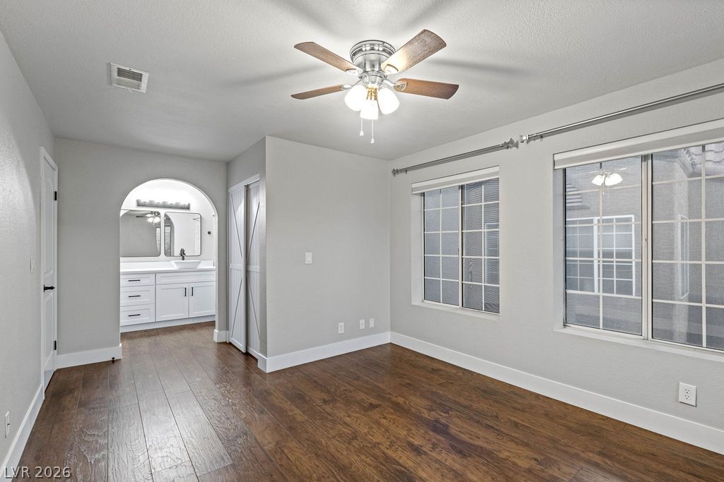 2798674 Property Photo 18