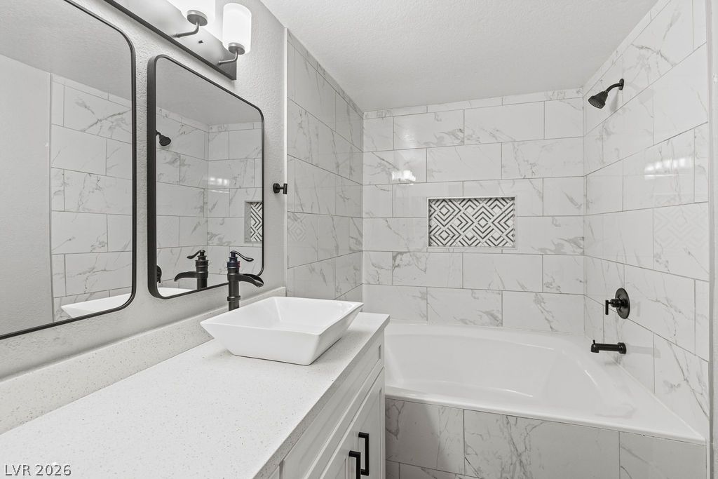 2798674 Property Photo 22
