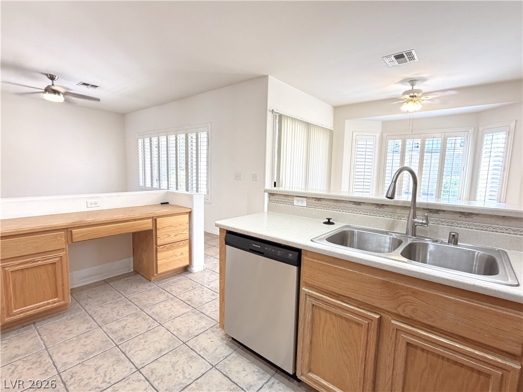 2557 Downeyville Avenue Property Photo 25