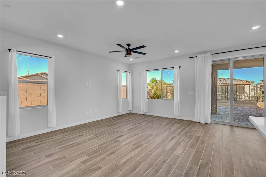 2408 Switchback Valley Street Property Photo 5
