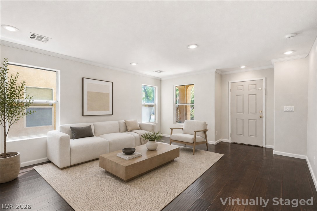 80 Lockheed Avenue Property Photo 2