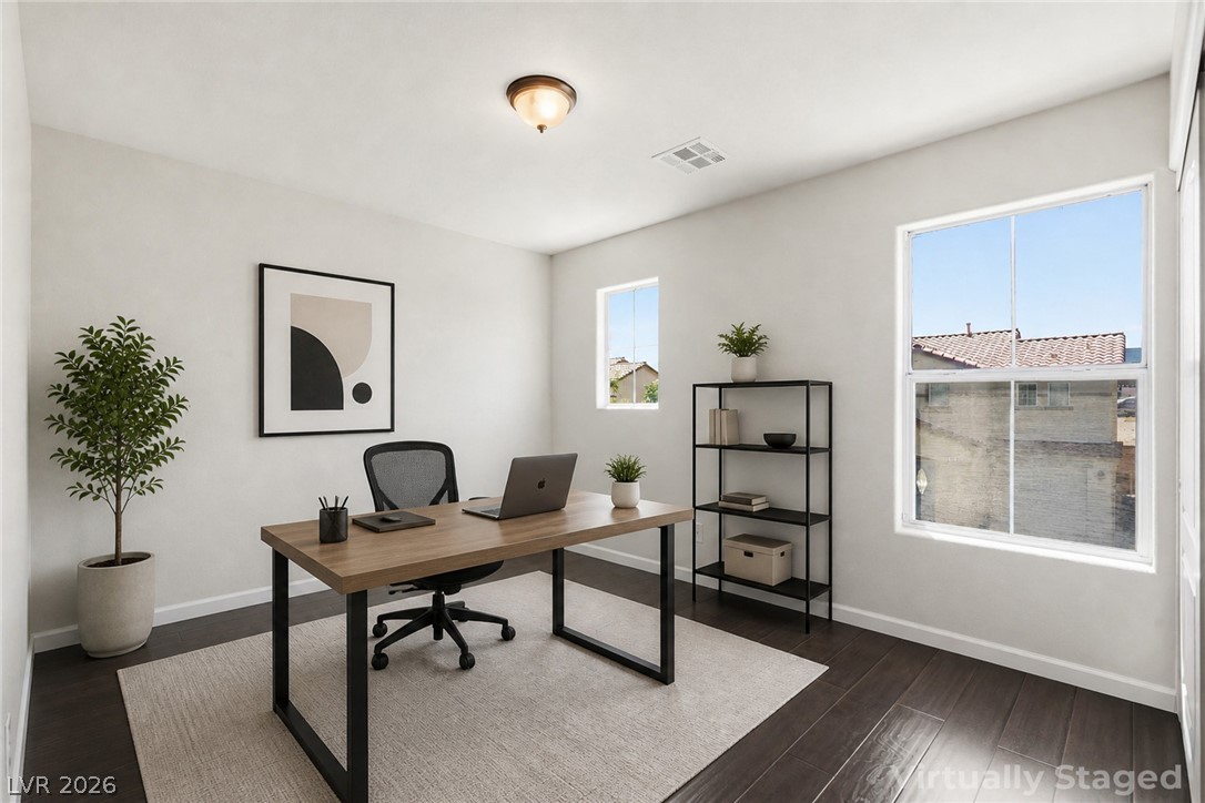 80 Lockheed Avenue Property Photo 8