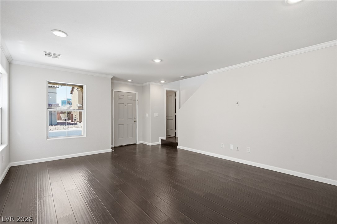 80 Lockheed Avenue Property Photo 15