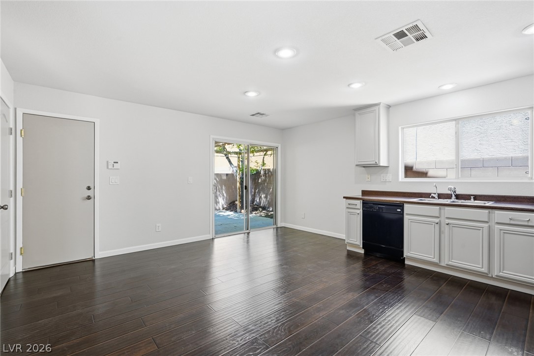 80 Lockheed Avenue Property Photo 18