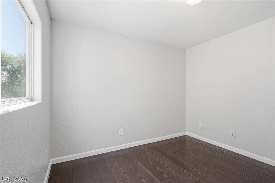 80 Lockheed Avenue Property Photo 27