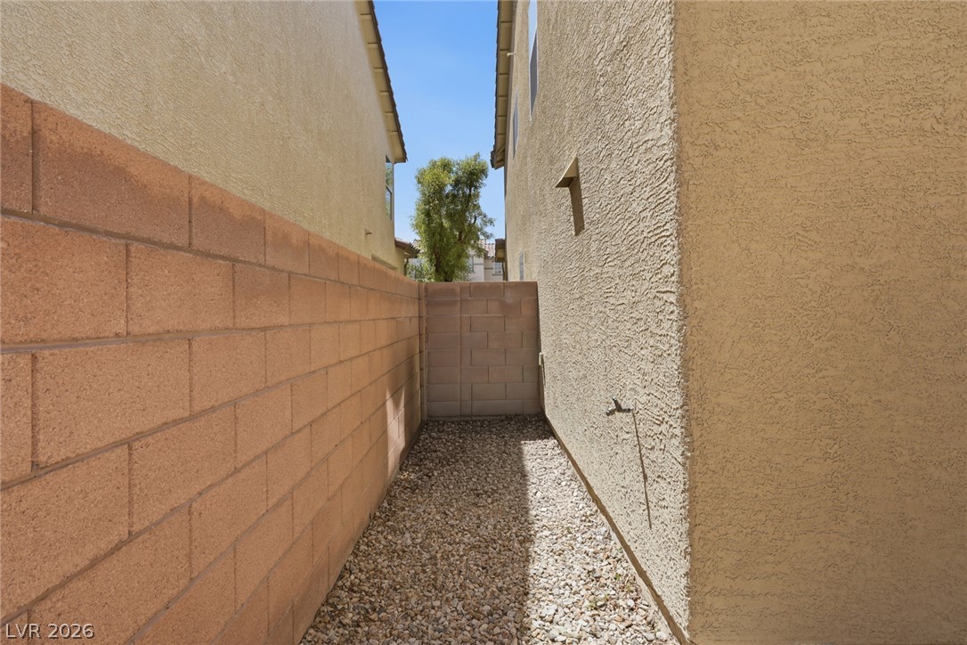 80 Lockheed Avenue Property Photo 40
