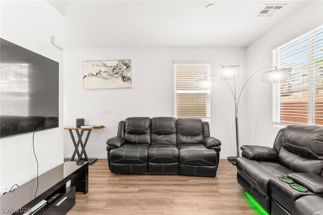 3664 High Prairie Avenue Property Photo 4