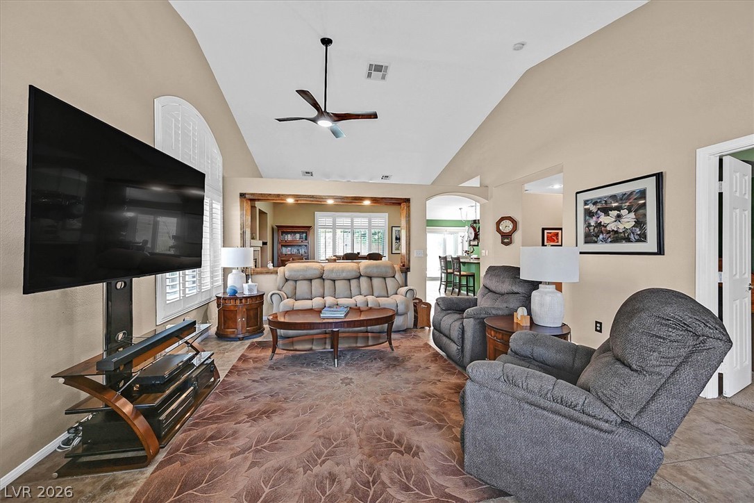 2549 Misty Olive Avenue Property Photo 5
