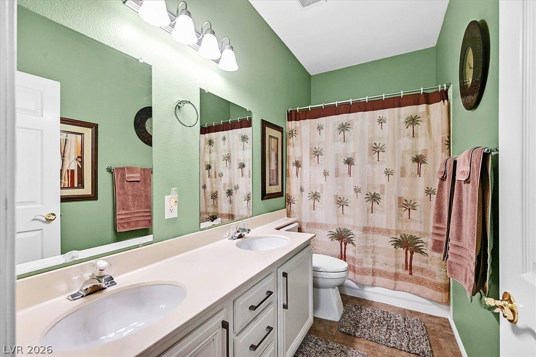 2549 Misty Olive Avenue Property Photo 18