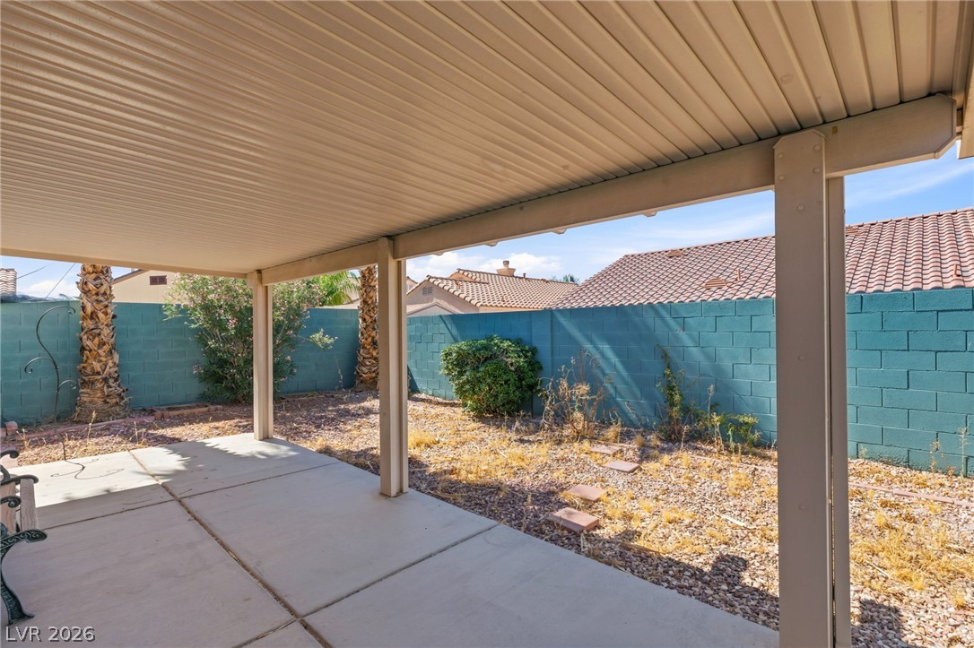 134 Windy Creek Avenue Property Photo 28