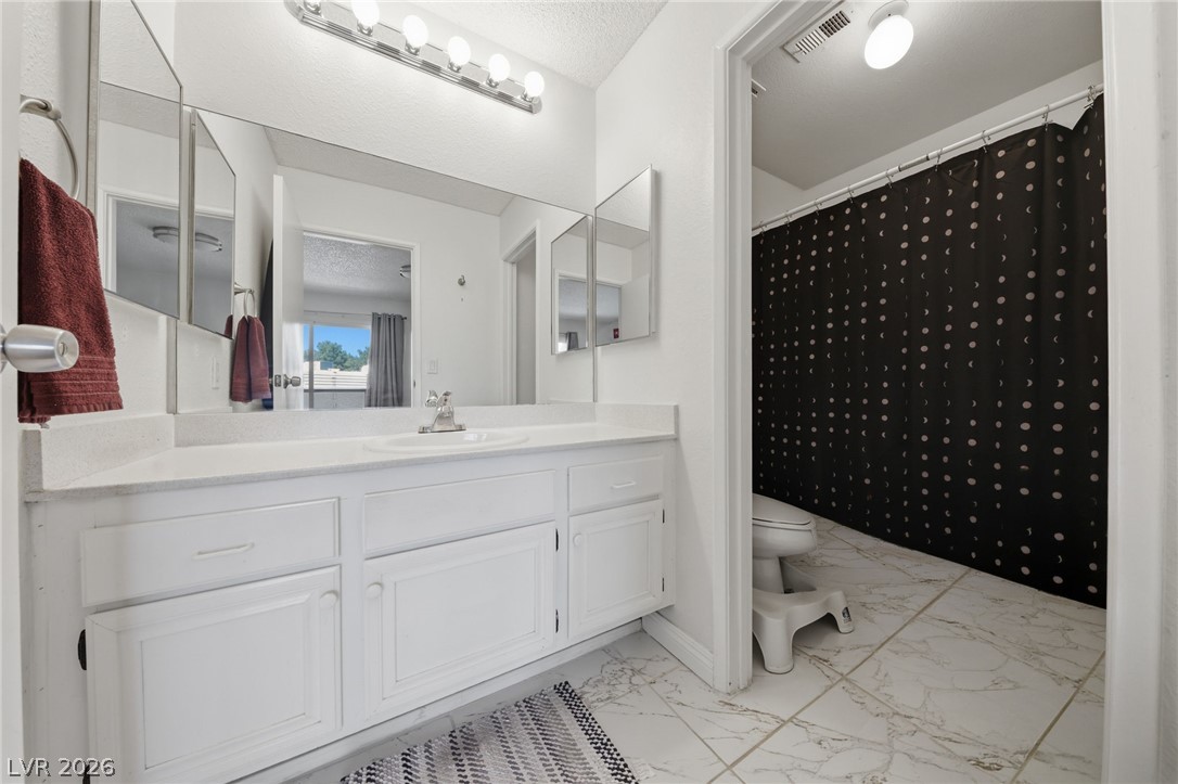 3320 Sagebrook Lane Property Photo 13