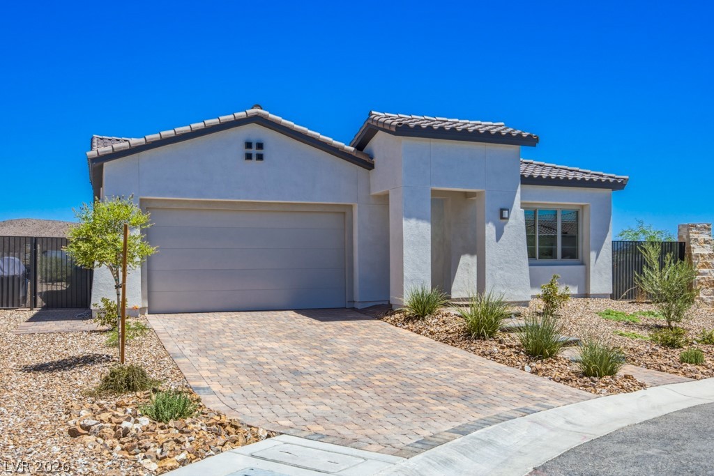 85 Crimson Stone Court Property Photo 1