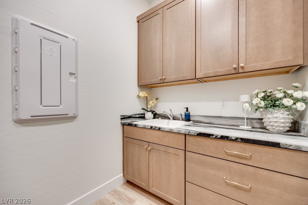 85 Crimson Stone Court Property Photo 10