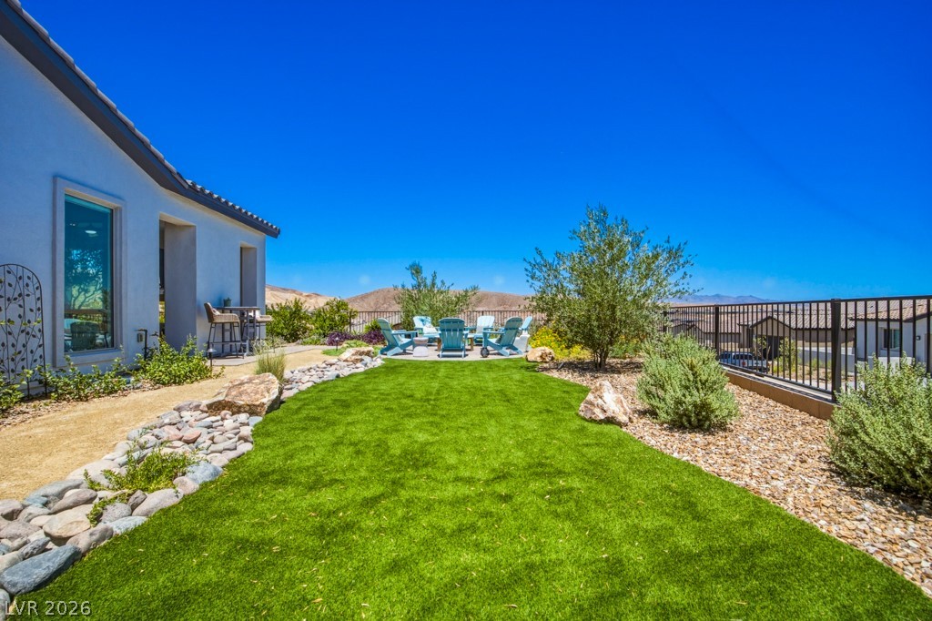 85 Crimson Stone Court Property Photo 45