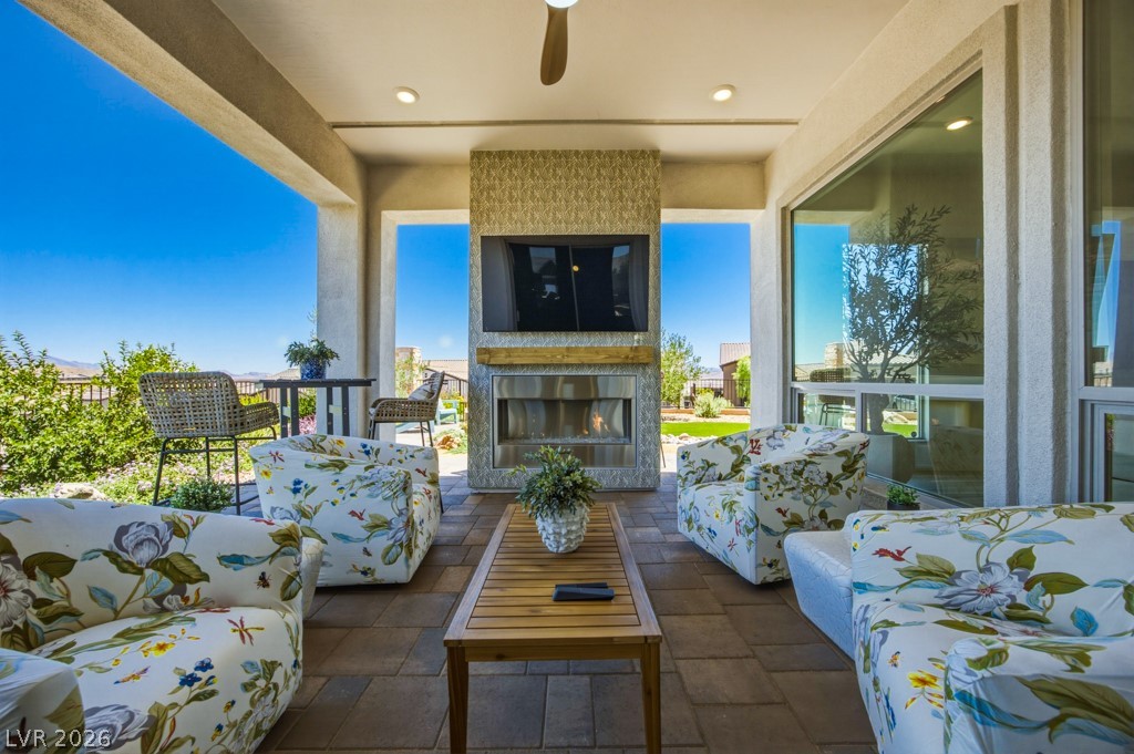 85 Crimson Stone Court Property Photo 48