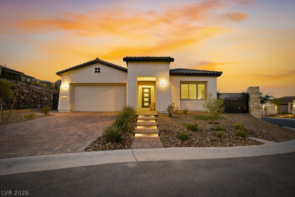 85 Crimson Stone Court Property Photo 64