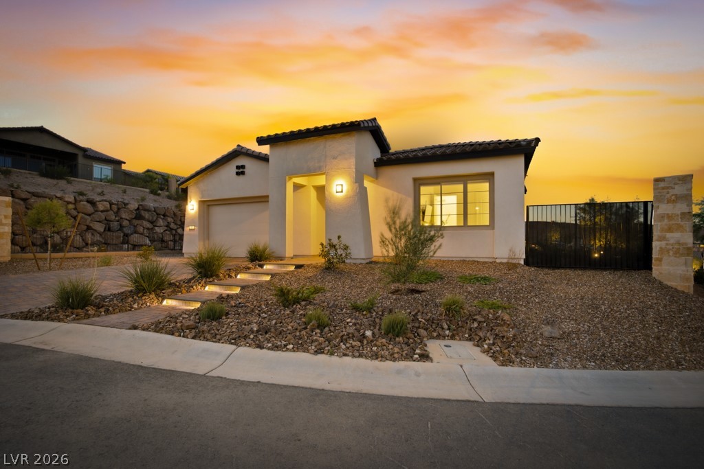 85 Crimson Stone Court Property Photo 65