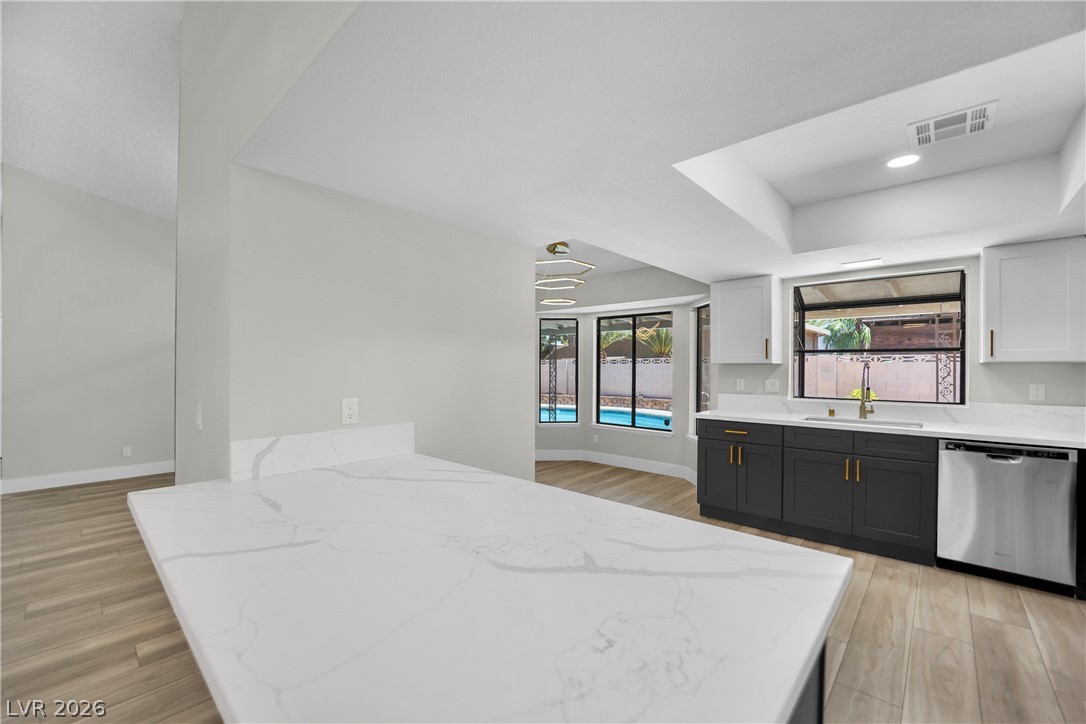 5470 Abbington Street Property Photo 10