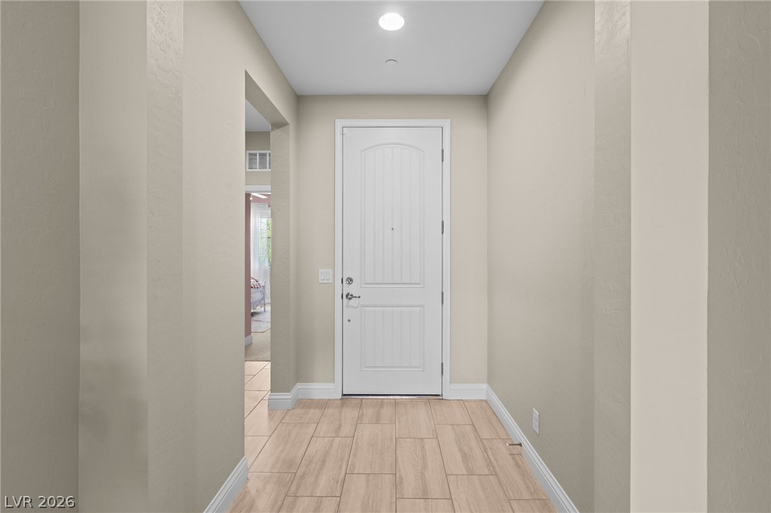 373 Via San Remo Circle Property Photo 6