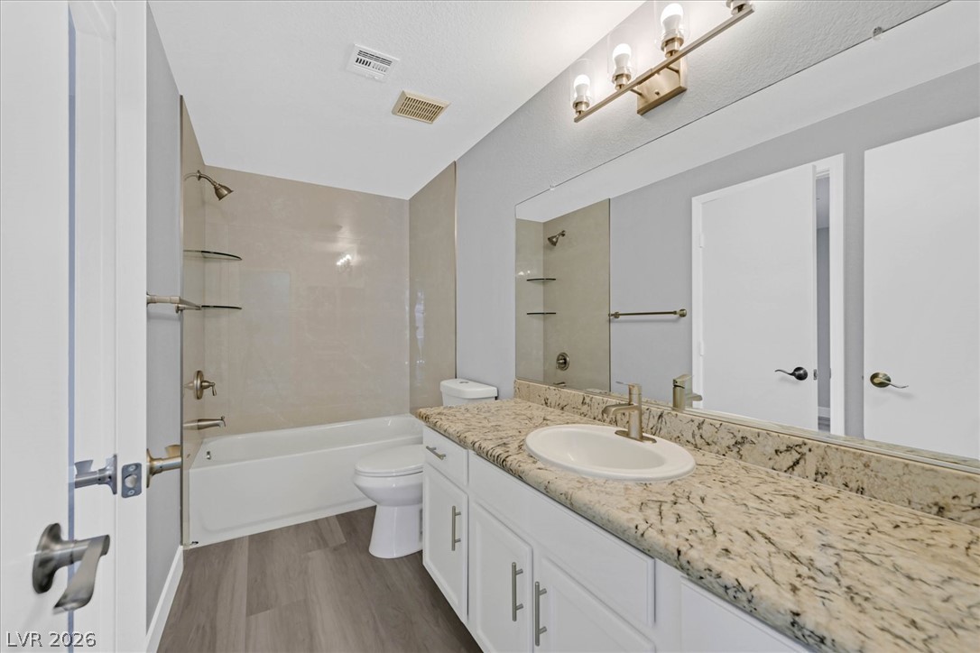 7019 Wine River Drive Property Photo 18
