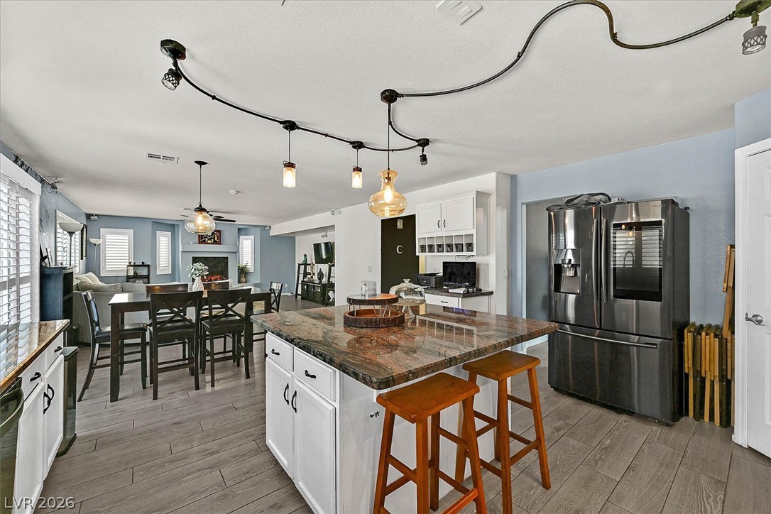 2206 Spanish Town Avenue Property Photo 13