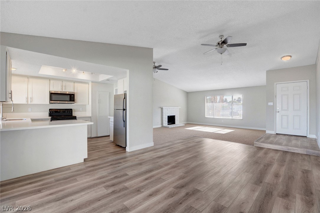 1784 Crest Avenue Property Photo 4