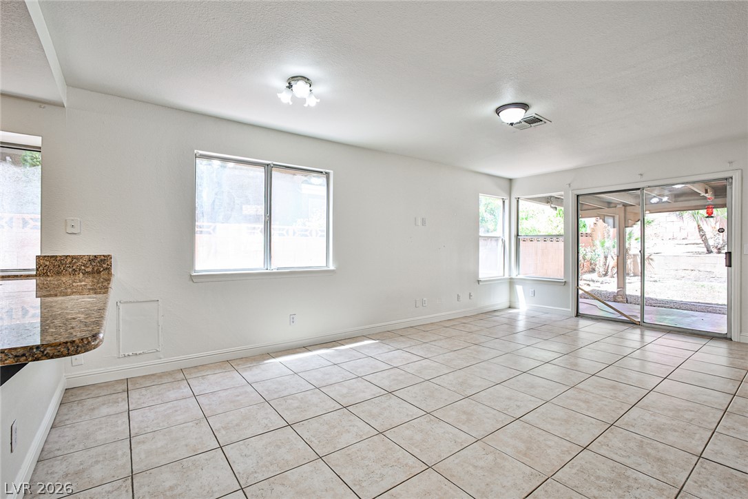 2441 Sage Pointe Circle Property Photo 14