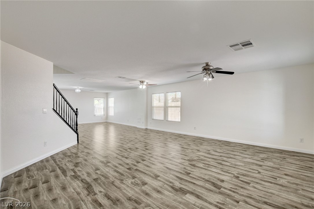 4941 Elkin Creek Avenue Property Photo 6