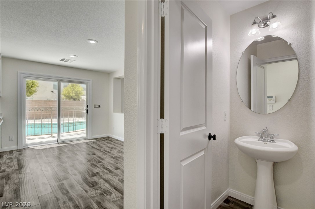 4941 Elkin Creek Avenue Property Photo 23