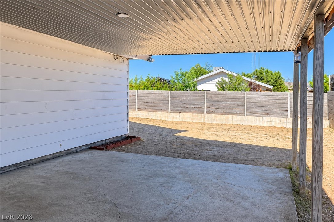 4080 Studio Street Property Photo 3