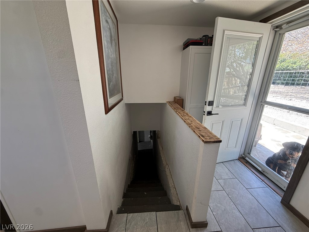 703 Canyon Street Property Photo 20