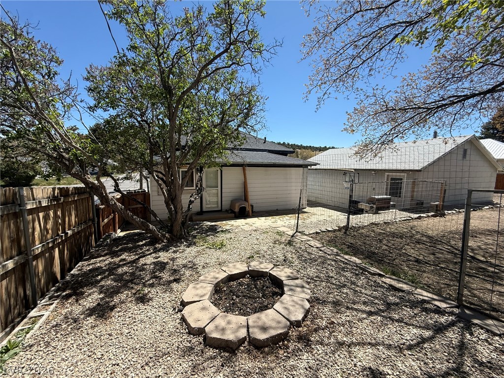 703 Canyon Street Property Photo 37