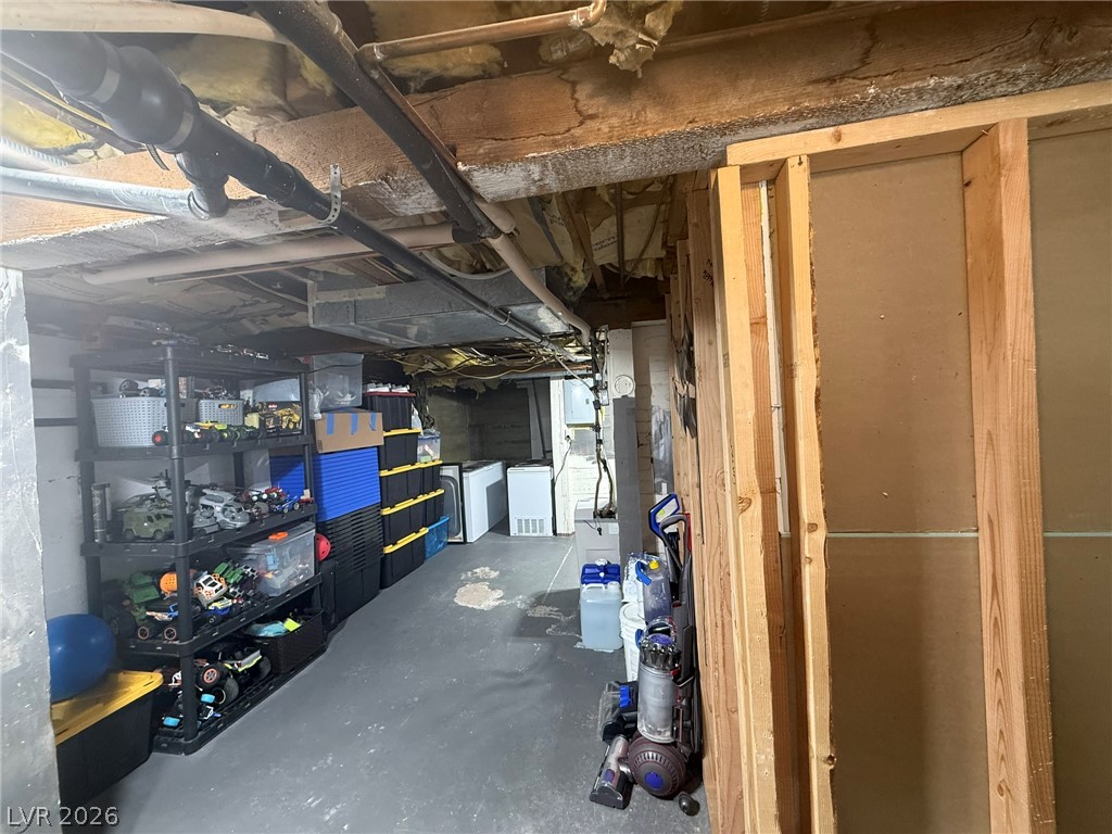 703 Canyon Street Property Photo 43