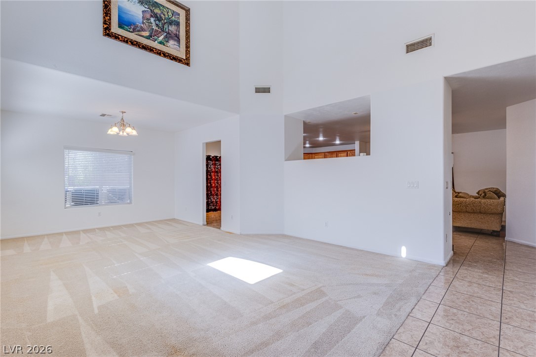 124 Sharp Edge Avenue Property Photo 4