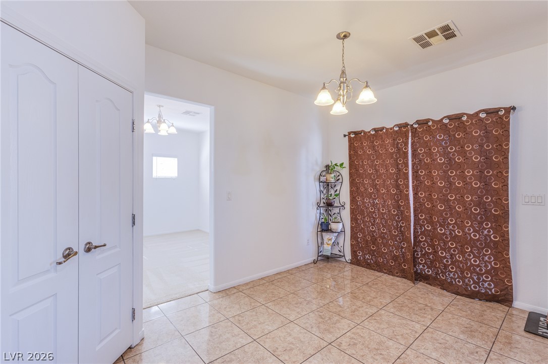 124 Sharp Edge Avenue Property Photo 12