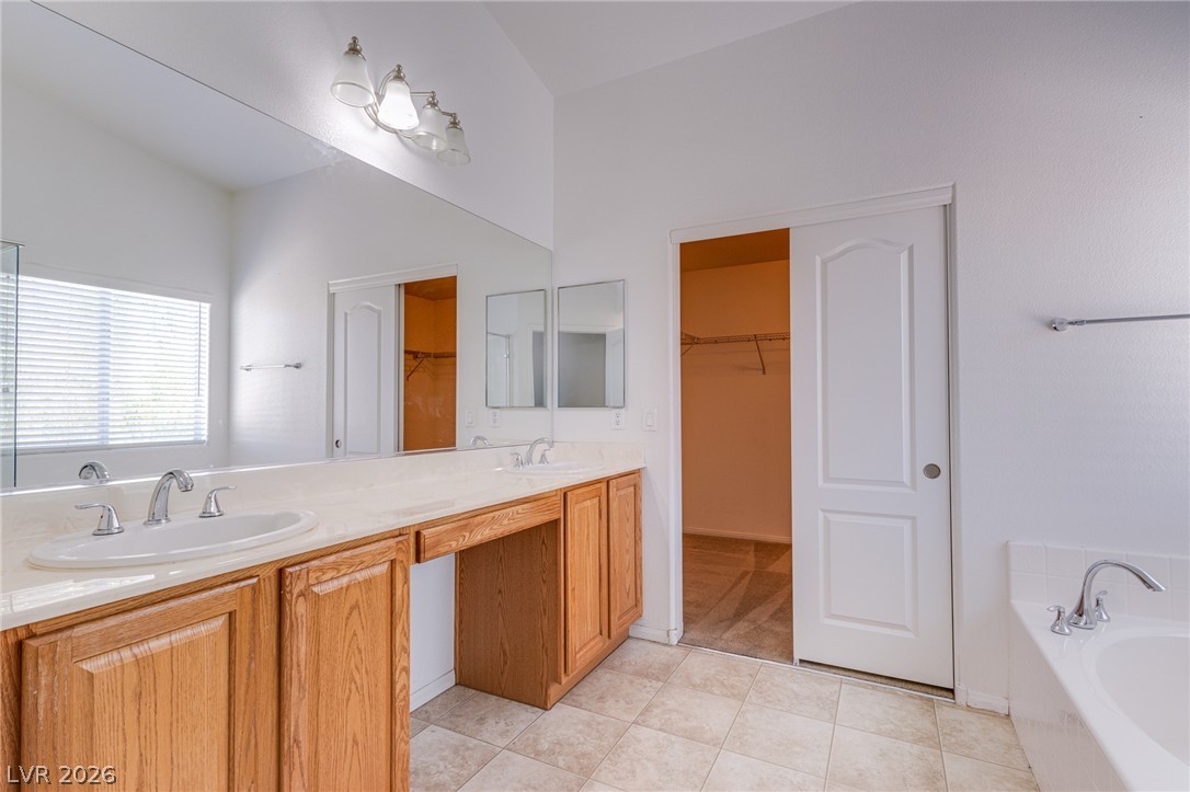 124 Sharp Edge Avenue Property Photo 23