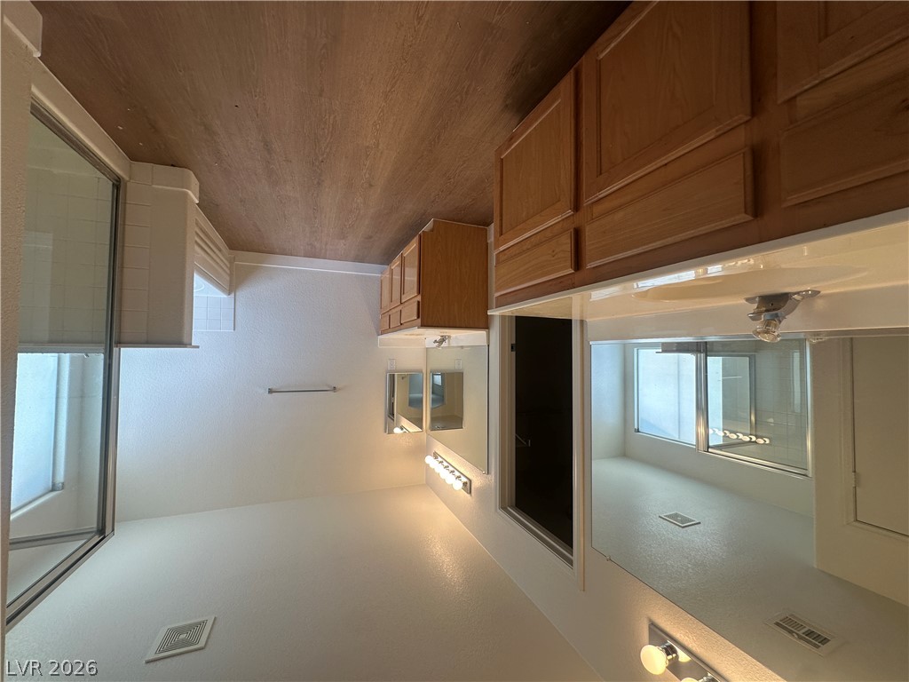 4582 Heavenly Love Way Property Photo 15
