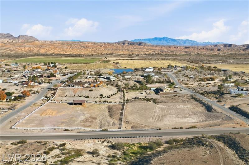 Turvey & Henry Property Photo 5