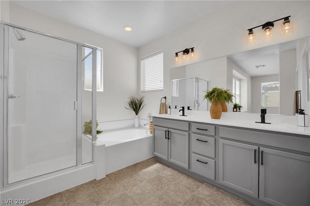 2588 Fading Mist Drive Property Photo 15