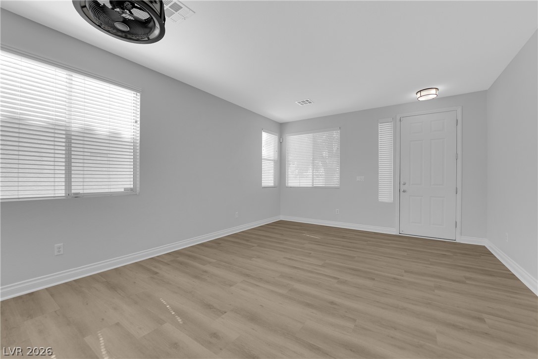 10400 Nutt Creek Avenue Property Photo 5