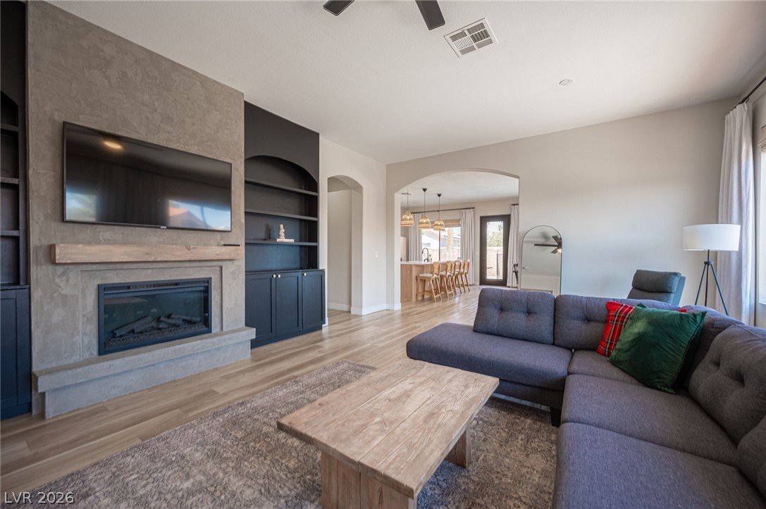 2312 Thayer Avenue Property Photo 14
