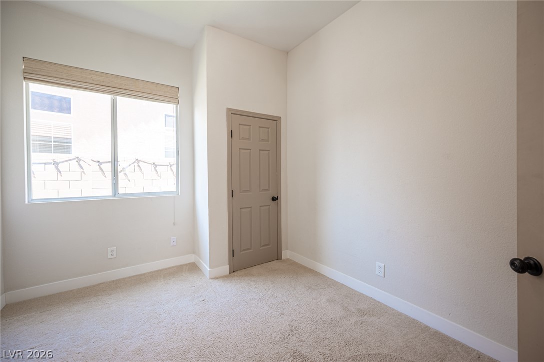 2312 Thayer Avenue Property Photo 41