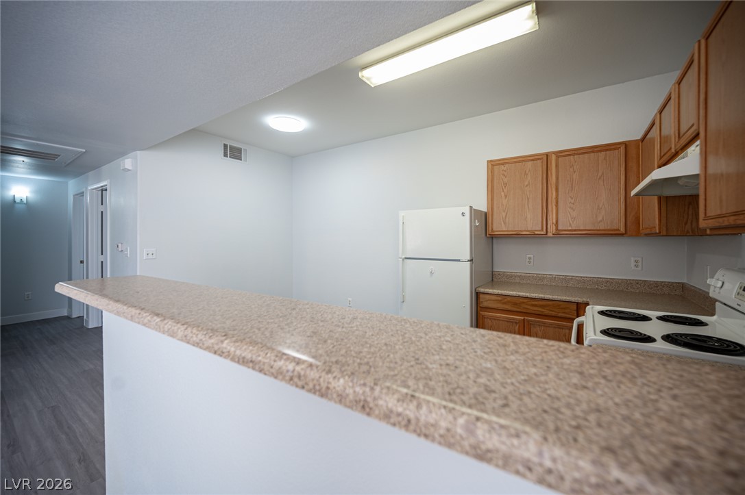 2010 Rancho Lake Drive 206 Property Photo 12