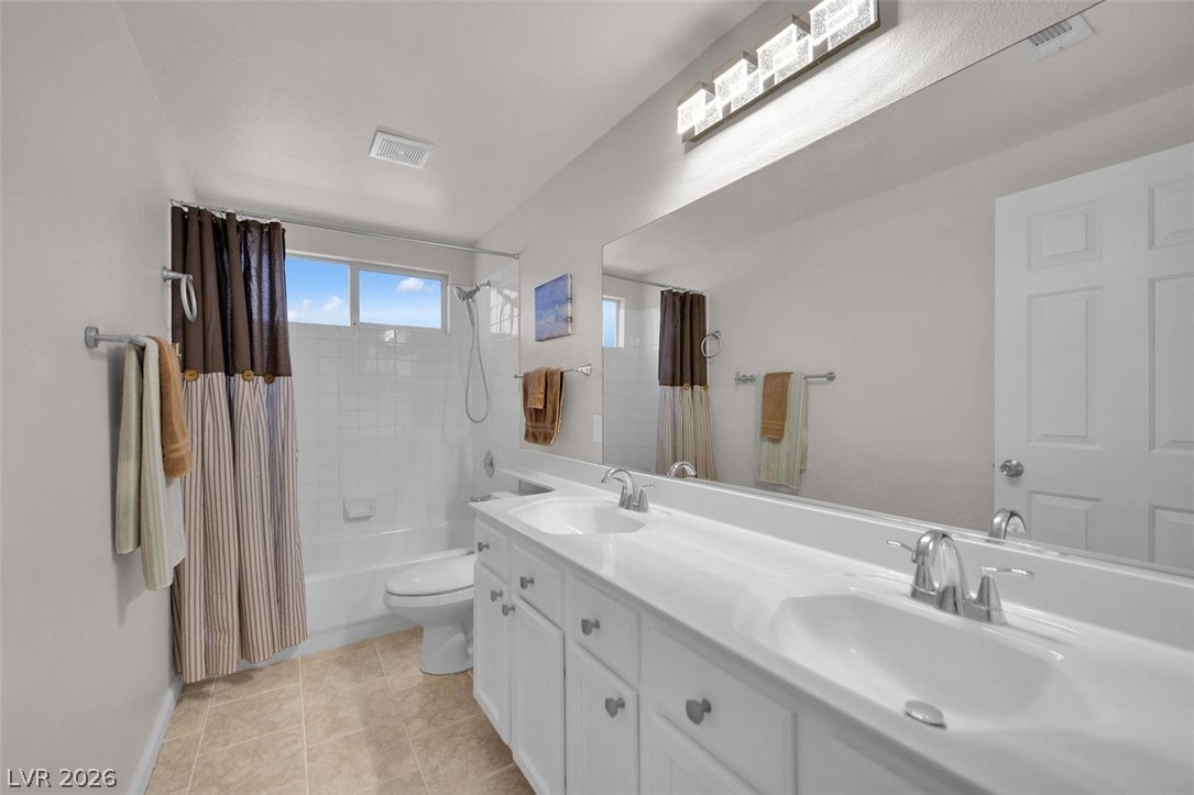 2461 Silver Blossom Lane Property Photo 10