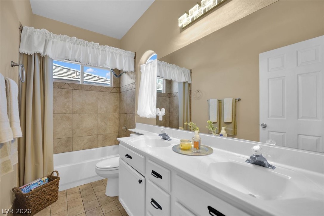 2461 Silver Blossom Lane Property Photo 32