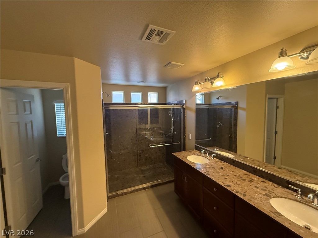 6083 Crown Palms Avenue Property Photo 16