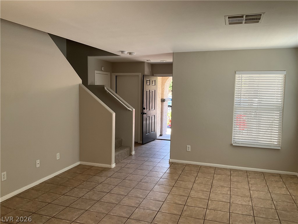8975 Spring Peeper Avenue Property Photo 7