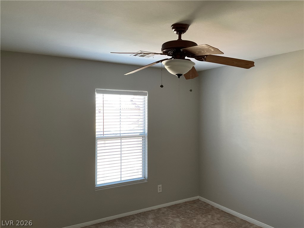 8975 Spring Peeper Avenue Property Photo 17