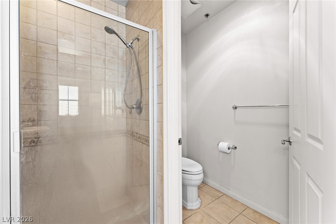2405 West Serene Avenue 703 Property Photo 17