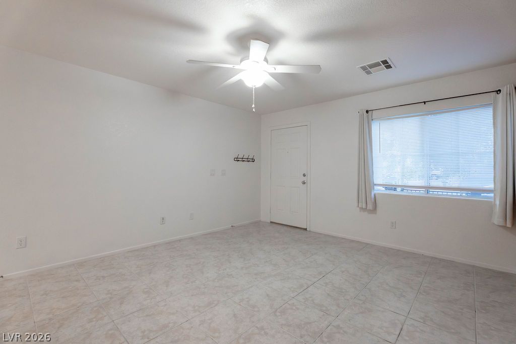 10380 Commanche Moon Avenue Property Photo 4